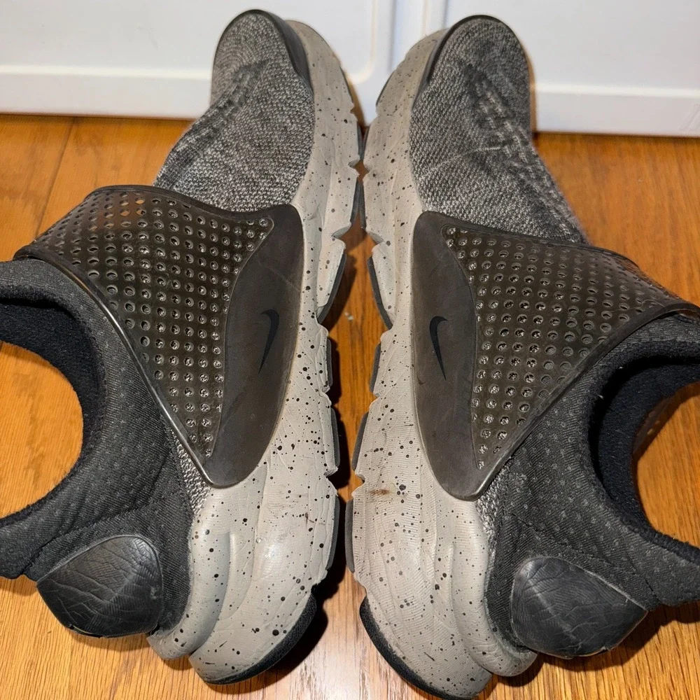 Nike Sock Dart 859553-001 Sneakers Mens 9‎ Gray Slip On Low Top Athletic Shoes